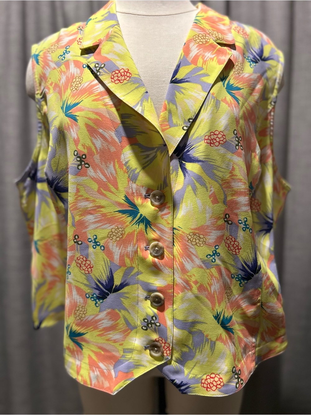 Jessica Simpson Yellow Multi Floral Button-Down Cold Shoulder Top
